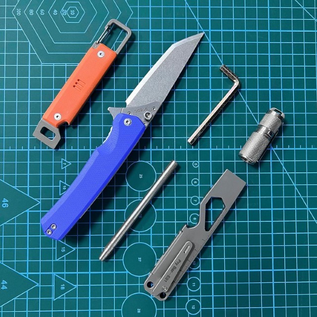 Dụng cụ 9Ti EDC tháo lưỡi