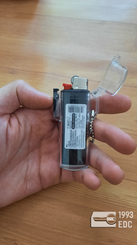 Bật lửa Bic J3 EDC có vỏ nhựa chống nước